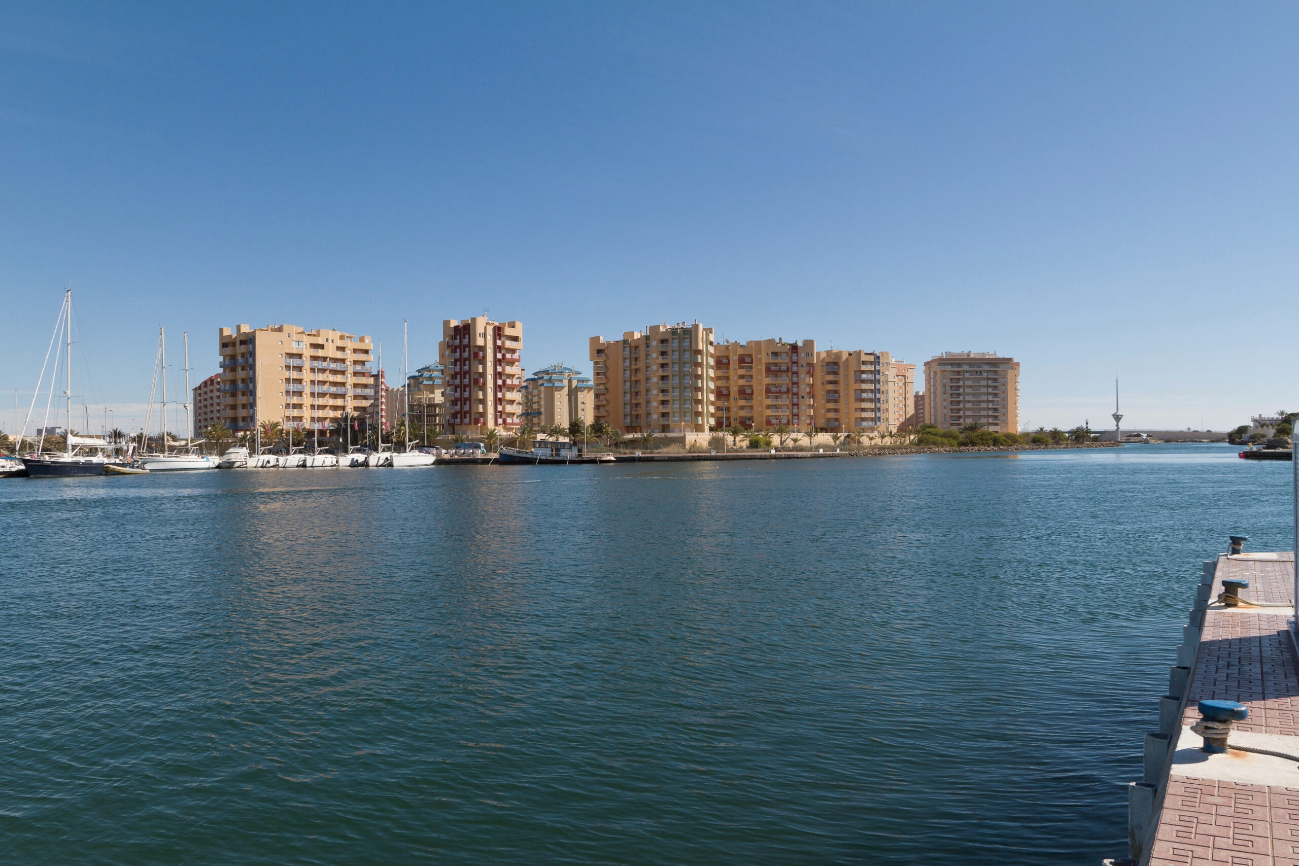 Flats La Manga del Mar Menor Murcia 30380