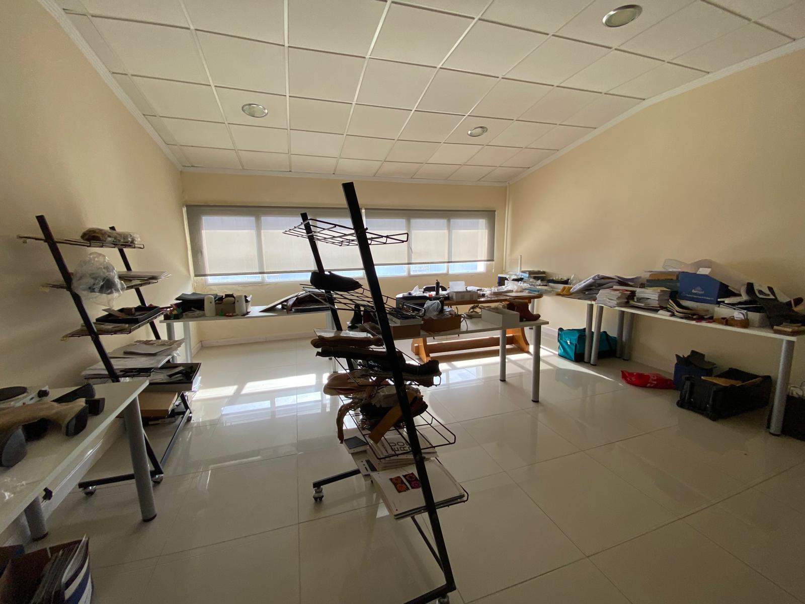 Superb Nave 3.9en venta en Ctra. Elche a Crevillente