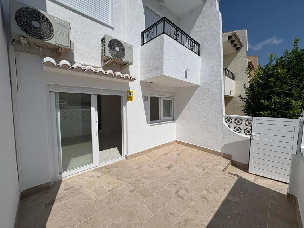 townhouse Torrevieja Alicante Torrevieja
